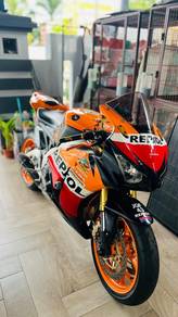 Honda CB1000R