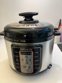 pressure cooker