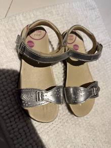 Stride Rite Silver Sandals with memory foam