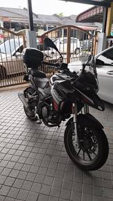 Benelli TRK 251 SE