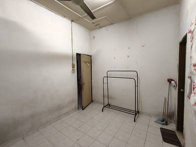 Room in Nilai, NSN