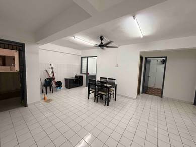 Apartment For Rent in Desa Dua Aman Puri