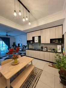 Condominium For Rent in Lake Vista Residence