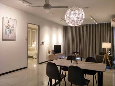 Condominium For Sale in Luminari @ Harbour Place