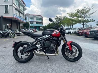 Triumph Trident