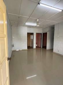 Apartment For Rent in Pangsapuri Teratai @ Taman Bukit Subang