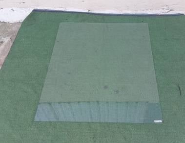 YA91R  Papan Kaca 3.3 x 4 feet Glass Panel