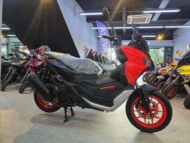 Aprilia SR GT 200 Sport