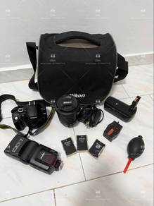 Nikon D60 DSLR Full Set