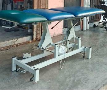 3 section electric physiotherapy bed massage treat