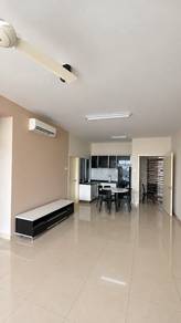 Condominium For Rent in Nusa Heights