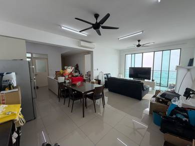 Condominium For Rent in East Parc @ Menjalara