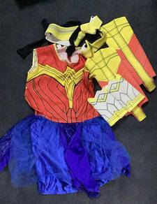 Halloween kids costume wonder woman