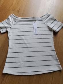 Ellym White Stripes Shoulder top