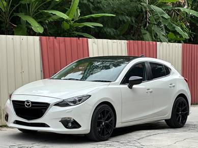 Mazda 3 SPORT in Salak Selatan, KUL