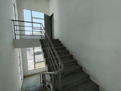 Warehouse / Factory For Rent in Ayer Keroh,MLK