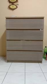 Wooden chest of drawers10/9 condition cash on delivery 