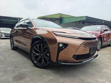 Toyota Crown SPORT Z in Chan Sow Lin, KUL