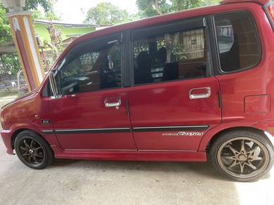 Perodua Kenari EZ KASIH in Tumpat, KTN