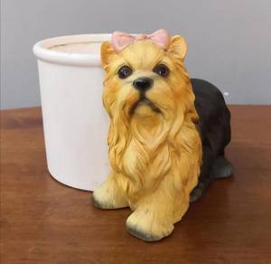 Doggie planter pot