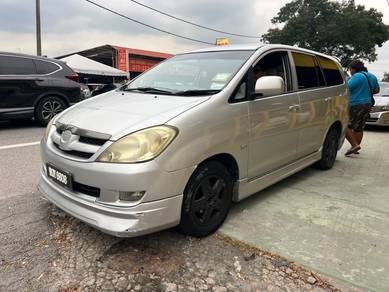 Toyota Innova E in Kajang, SGR