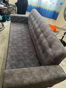 sofa untuk 3 org duduk 