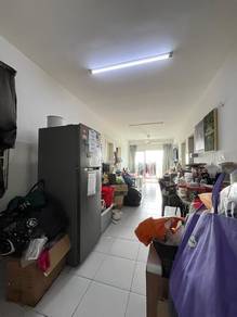 Apartment For Sale in Residensi Razakmas