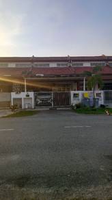 1.5-storey Terraced House For Sale in Banting,SGR