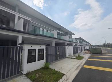 2-storey Terraced House  in Ulu Tiram,JHR
