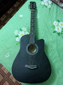 Gitar baru