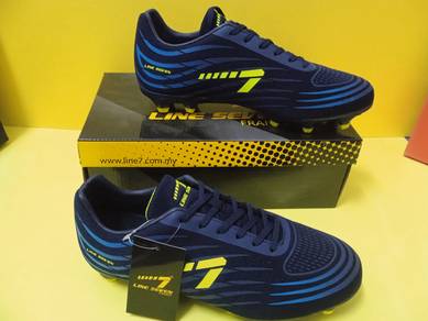 ITEM BARU_Kasut Bola Soccer Shoes LINE 7 size 43