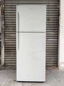 Hitachi 2 doors fridge refrigerator peti ais 365L