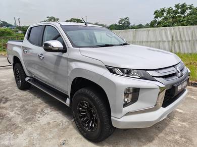 Mitsubishi Triton VGT PREMIUM in Pasir Gudang, JHR