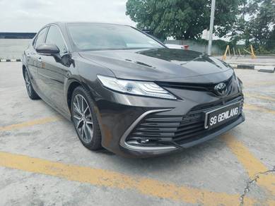 2023 Toyota Camry V