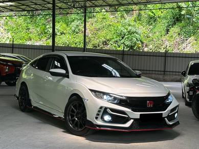 Honda Civic FC S in Salak Selatan, KUL