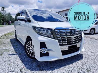 2015 Toyota Alphard 