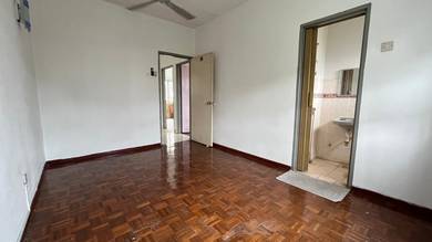Apartment For Sale in Palma Puteri