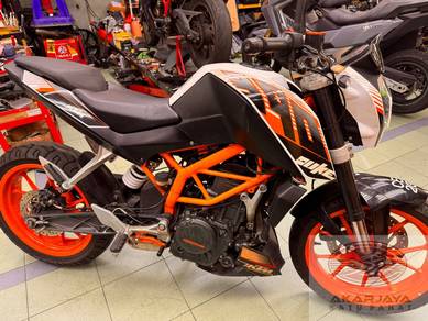KTM 390 Duke