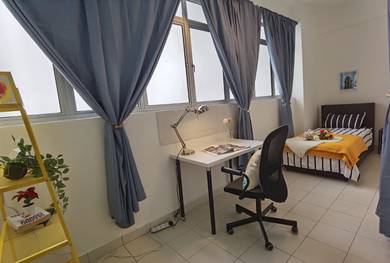 Room in Bayan Lepas, PNG