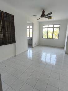 Condominium For Sale in Azuria