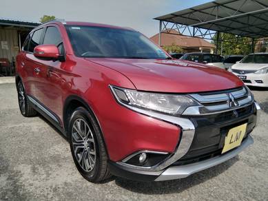 Mitsubishi Outlander 2.0 AWD in Klang, SGR