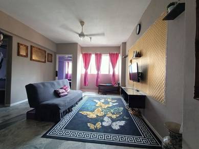 Apartment For Sale in Tasik Heights Apartment