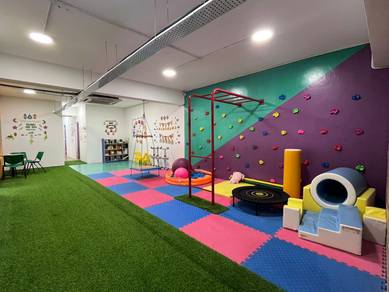 Fully Renovated Centre for Takeover in Puchong