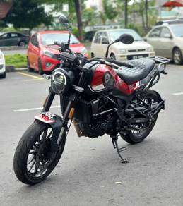 Benelli Leoncino 250