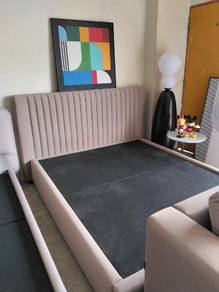 Queen size bedframe type B