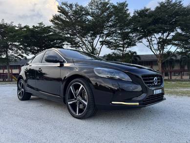 Volvo V40 T5 in Kota Tinggi, JHR