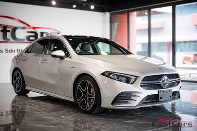 Mercedes Benz A35 35 AMG 4 MATIC in Petaling Jaya, SGR