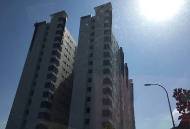 Apartment For Sale in Lodge Residence