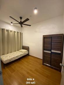 Room in Bangi, SGR
