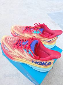 original hoka clifton 9